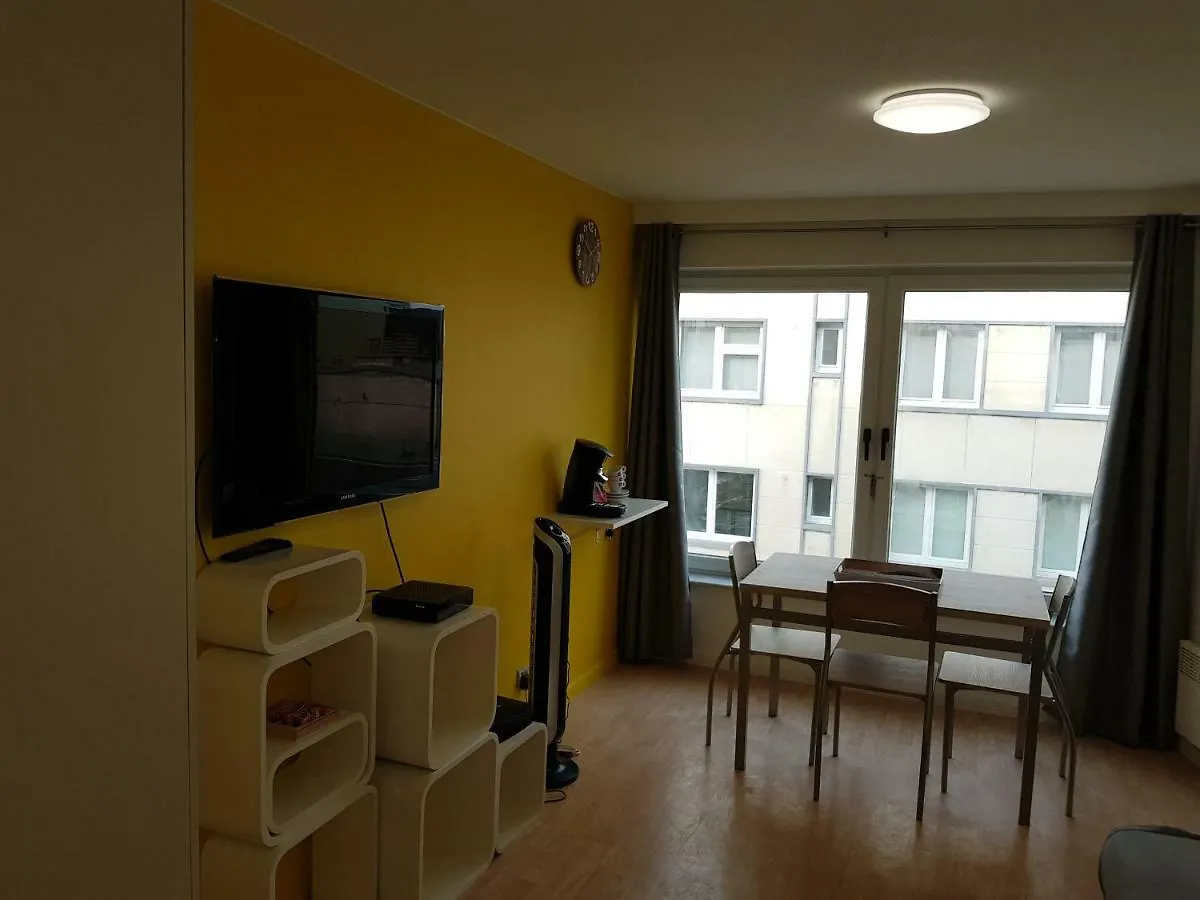 Sleep In Ostend - Studio Vue Laterale Sur Mer Apartment