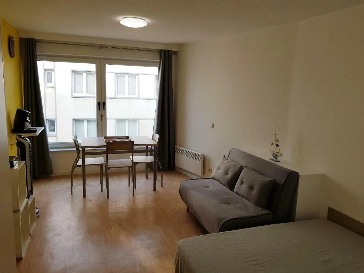 Sleep In Ostend - Studio Vue Laterale Sur Mer Apartment